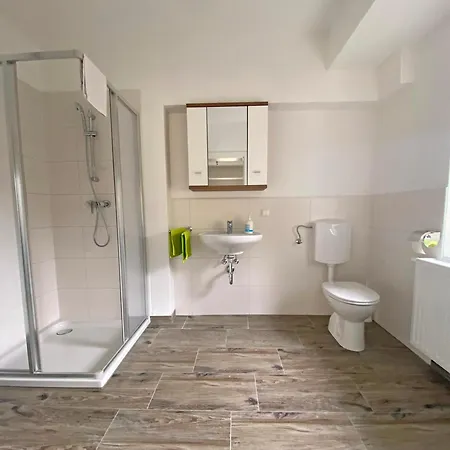 Apartment In Seenaehe! Timelkam